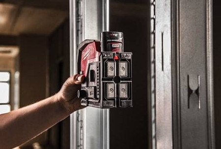 LASER KRZYŻOWY M12CLLP-0C MILWAUKEE 4933478101