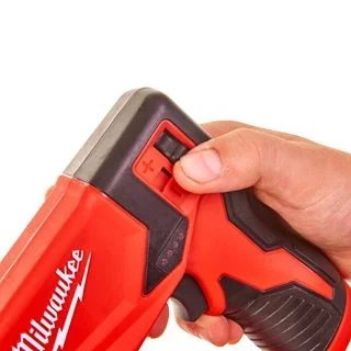 Zszywacz szczotkowy Milwaukee M12BST-202X IN2 4933459635