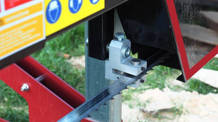 Trak taśmowy spalinowy OPTIMAT Timberland TMG 660S z osłoną taśmy oraz układem jezdnym RST6