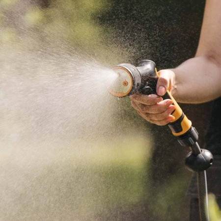 PISTOLET ZRASZAJĄCY 3-FUNKCYJNY FISKARS 1065483