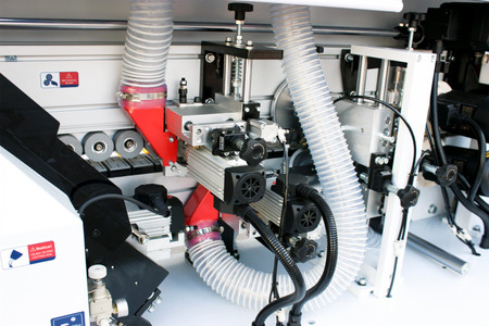 Okleiniarka krawędziowa ze wstępnym frezowaniem OPTIMAT LOGICA 6, cyklina promieniowa, cyklina płaska (klejowa), system natryskowy, polerka, PUR/EVA