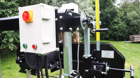 Trak taśmowy elektryczny OPTIMAT Timberland TMC 790S z osłoną taśmy