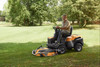 Traktorek Traktor spalinowy z przednim agregatem tnącym Park 300 M  