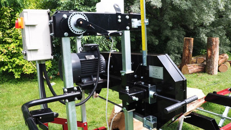 Trak taśmowy elektryczny OPTIMAT Timberland TMC 660S z osłoną taśmy i elektrycznym sterowaniem góra/dół