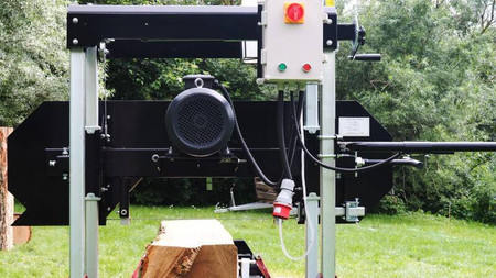 Automatyczny trak taśmowy elektryczny OPTIMAT Timberland TMC 790-Automatic z osłoną taśmy i elektrycznym sterowaniem góra/dół i przód/tył