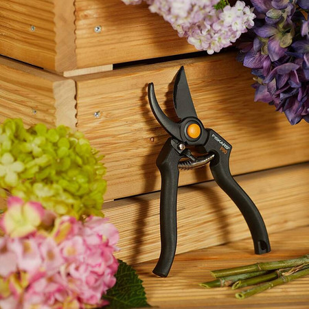 Sekator Profesjonalny P90 23cm Fiskars 1001530