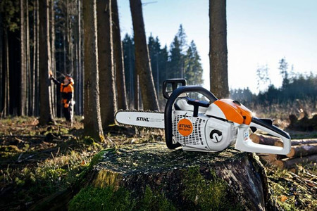 Pilarka spalinowa Stihl MS 201 C-M 2,4KM