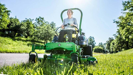 Kosiarka samojezdna Ztrak traktorek 137cm 25,5KM John Deere Z950R