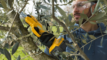 Piła + sekator akumulatorowe SP100e 2.0Ah zestaw STIGA 257122001/ST1