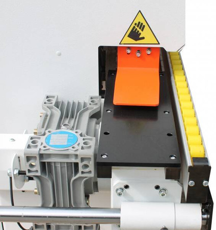 Okleiniarka kompaktowa z wstępnym frezowaniem OPTIMAT ONE cyklina, polerka