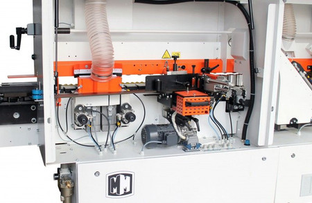 Okleiniarka OPTIMAT TWO NESTING z frezowaniem wstępnym i zarabianiem naroży