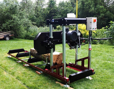 Trak taśmowy elektryczny OPTIMAT Timberland TMC 660S z osłoną taśmy i elektrycznym sterowaniem góra/dół