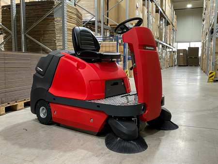 Zamiatarka samojezdna Stolzenberg TwinSweep 1150E PRO