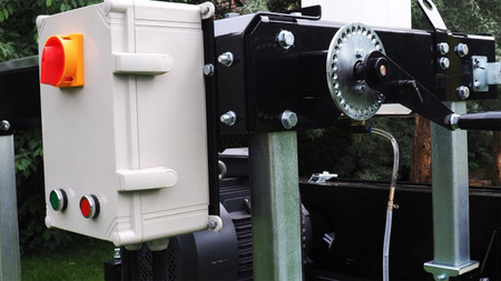 Trak taśmowy elektryczny OPTIMAT Timberland TMC 660S z osłoną taśmy