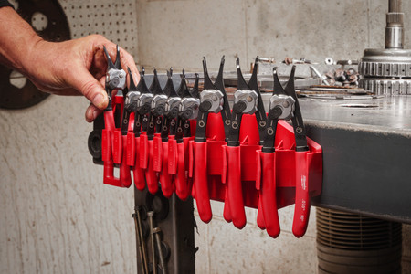 Szczypce do pierścieni Segera 9szt Milwaukee 4932492496