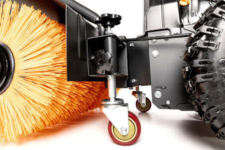 Zamiatarka spalinowa 60cm CEDRUS ZM02