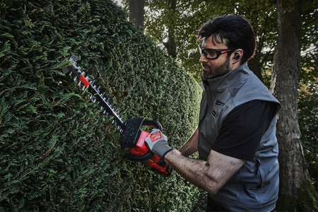 Nożyce Do Żywopłotu 60cm M18 FHET60-802 Milwaukee 4933493291