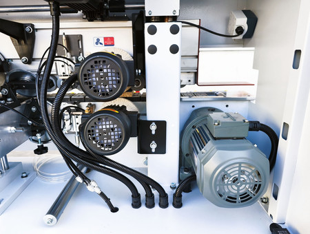 Okleiniarka krawędziowa ze wstępnym frezowaniem OPTIMAT LOGICA 6, cyklina promieniowa, cyklina płaska (klejowa), system natryskowy, polerka, PUR/EVA