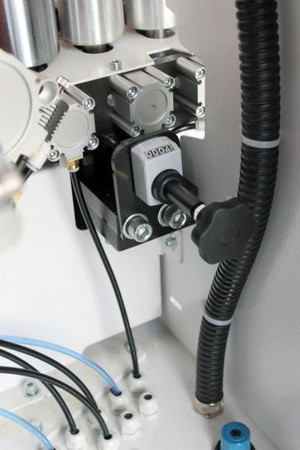 Okleiniarka OPTIMAT TWO NESTING z frezowaniem wstępnym i zarabianiem naroży