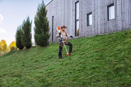 Kosa akumulatorowa Stihl FSA 200 36V z 2x akumulator AP 500 S
