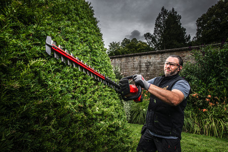 Nożyce do żywopłotu 75cm akumulatorowe M18 FUEL Milwaukee 4933498387