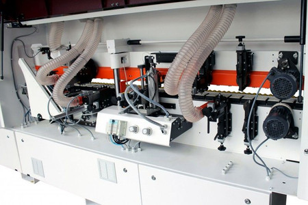 Okleiniarka OPTIMAT TWO NESTING z frezowaniem wstępnym i zarabianiem naroży