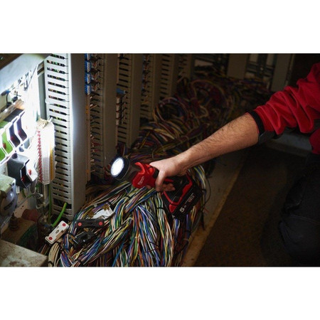 LATARKA M18 TLED MILWAUKEE 4932430361