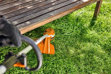Kosa akumulatorowa FSA 70 R 36V z akumulatorem AK 20 i ładowarką AL 101 STIHL FA07-011-5713