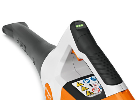 Dmuchawa akumulatorowa Stihl BGA 30 10,8V Zestaw 2x akumulator i ładowarka