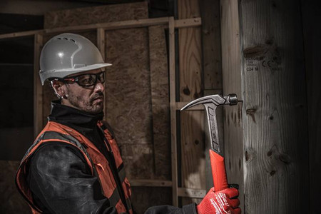 MŁOTEK CIESIELSKI 570G MILWAUKEE 4932478654