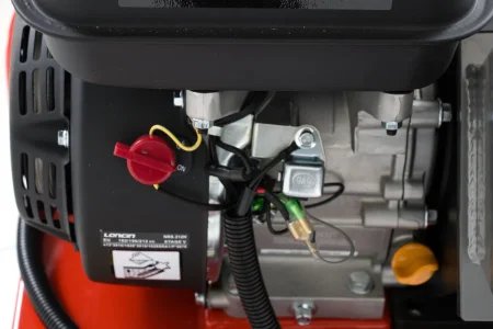 Rozdrabniacz spalinowy Faworyt PRO BSP50 B + Nawóz do trawnika 1KG GRATIS