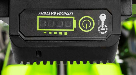 Kosiarka spalinowa z napędem Zipper ZI-BRM52EST