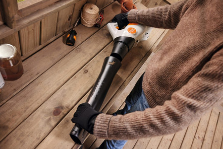 Dmuchawa akumulatorowa Stihl BGA 30 10,8V Zestaw 2x akumulator i ładowarka