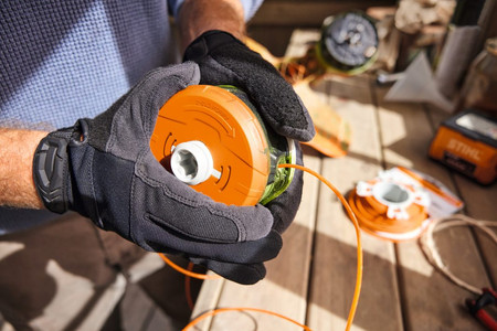 Kosa akumulatorowa FSA 70 R 36V z akumulatorem AK 20 i ładowarką AL 101 STIHL FA07-011-5713