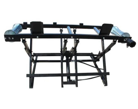 Hydrauliczny podajnik kłód drewna do piło-łuparek OPTIMAT Titanium CLS30-E 500