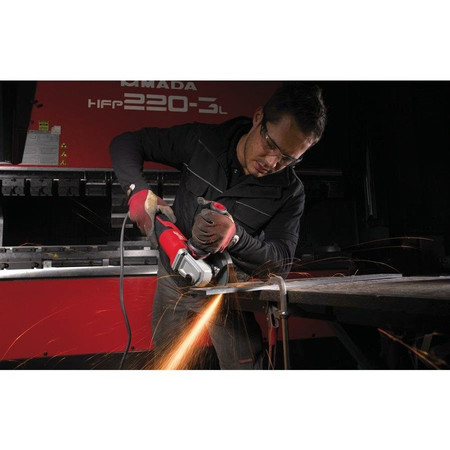 SZLIFIERKA KĄTOWA 1550W MILWAUKEE 4933428127