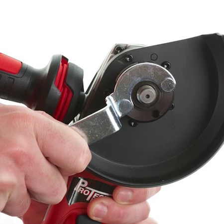 Szlifierka kątowa 1200W AGV12-125X Milwaukee 4933428085