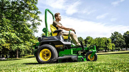 Kosiarka samojezdna Ztrak traktorek 137cm 21,7KM John Deere Z740R