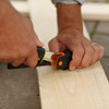 Nóż z ostrzałką  Fiskars 1023619