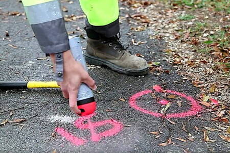 Farba do znakowania TRACK MARKER różowa 500 ml SOPPEC